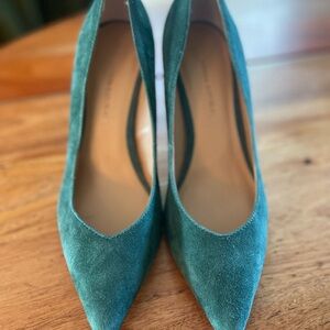 Elegant Green Suede Women's Pumps-banana republic